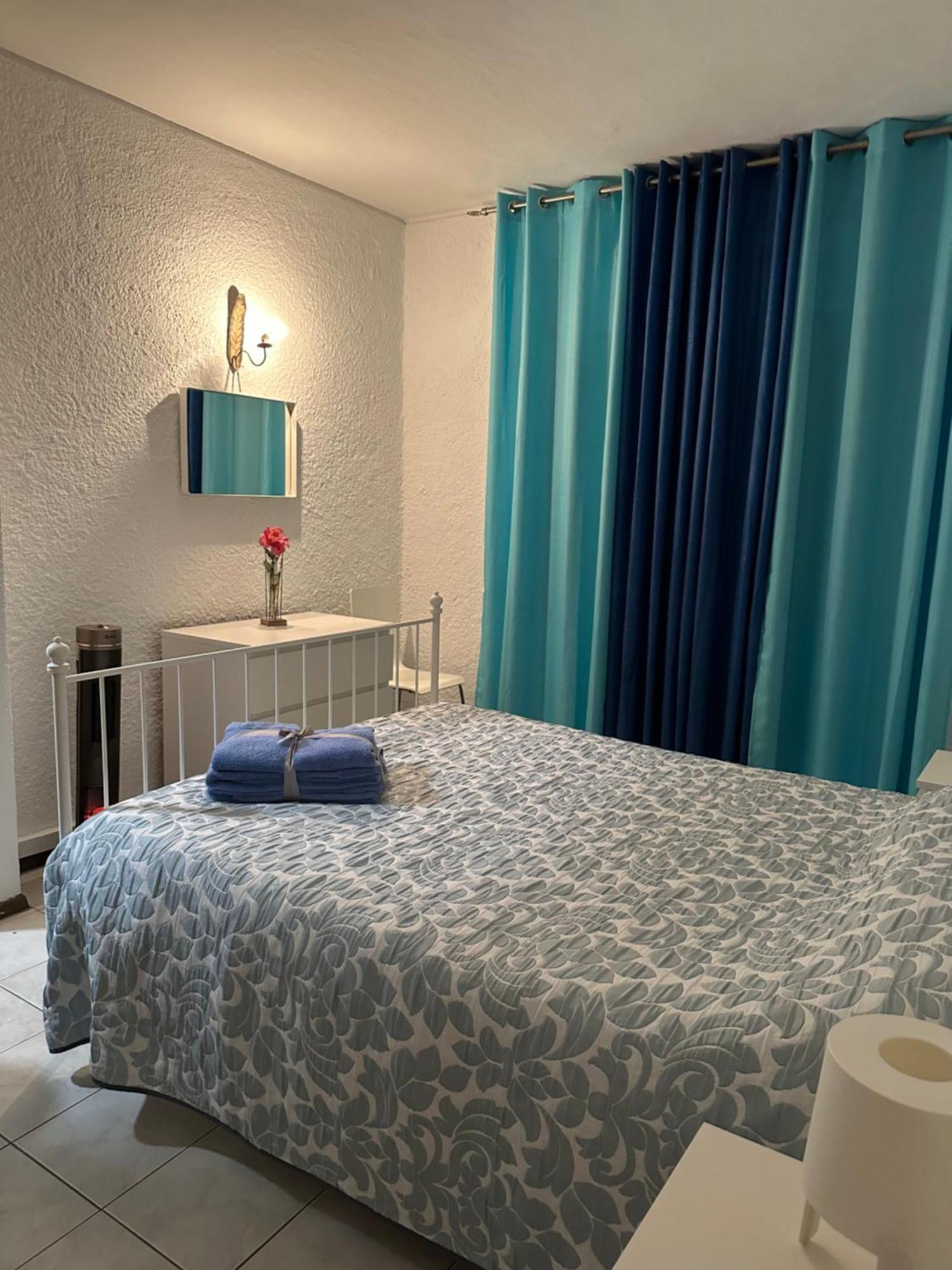 Quarteira Home Beach Ferias Tranquilas A 1Km Da Praia Totalmente Renovado Экстерьер фото